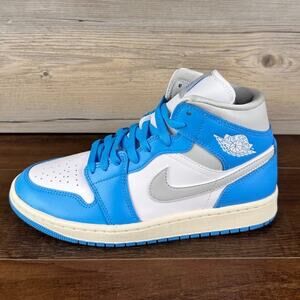 Nike Air Jordan 1 Mid Womens Size 9 Dark Powder Blue Summit Grey BQ6472 400